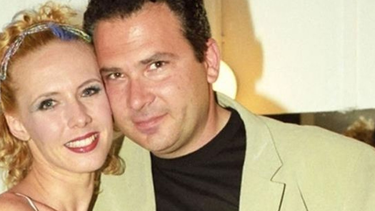 Γιώργος Λιάντος: Παντρεύτηκε με την Δήμητρα Βαμβακάρη! Στο πλευρό του η Εβελίνα Παπούλια με την κόρη τους