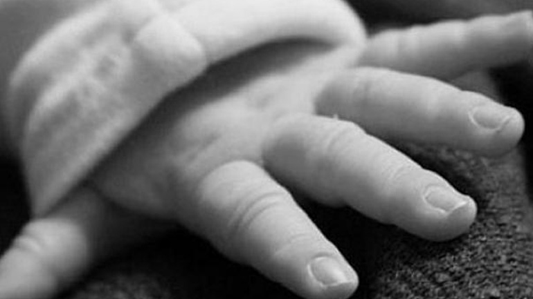 Πάτρα: Άγριος βασανισμός βρέφους 7 μηνών από τους γονείς του – To έκαψαν και το ξυλοκόπησαν Πάτρα: Άγριος βασανισμός βρέφους 7 μηνών από τους γονείς του – To έκαψαν και το ξυλοκόπησαν