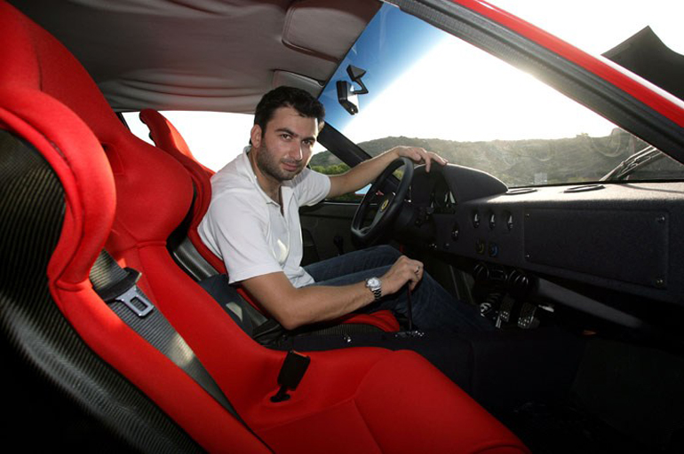 Η Ferrari F40 είναι ένα από τα κορυφαία αυτοκίνητα που έχουν κατασκευαστεί στον κόσμο...