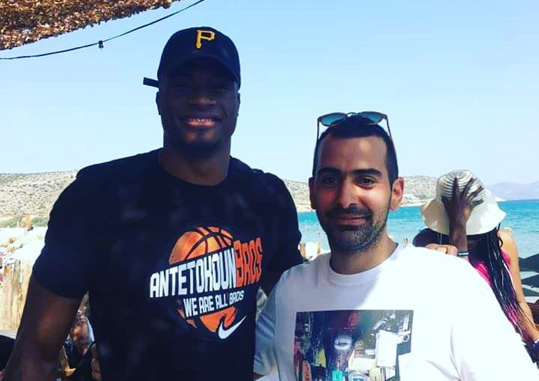 Θανάσηw Αντετοκούνμπο και Μάκης Χόνδρος...