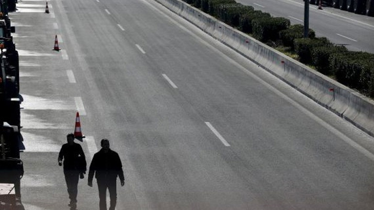 Υπεγράφη η σύμβαση για τη συντήρηση του οδικού δικτύου της Αίγινας