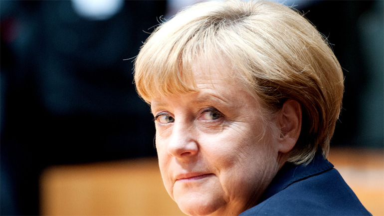 Μεσούσης της προεκλογικής εκστρατείας η Μέρκελ φεύγει για διακοπές