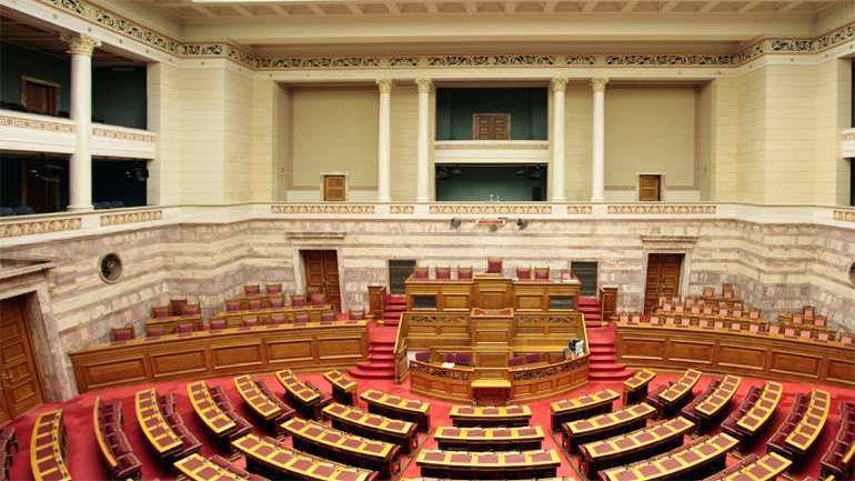 Μέχρι το τέλος της εβδομάδας στη Βουλή το σχέδιο νόμου του υπ. Οικονομίας για το υπαίθριο εμπόριο