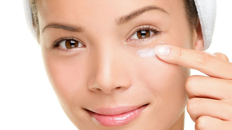 Tips για να δείχνουν τα μάτια σου ξεκούραστα στη στιγμή!