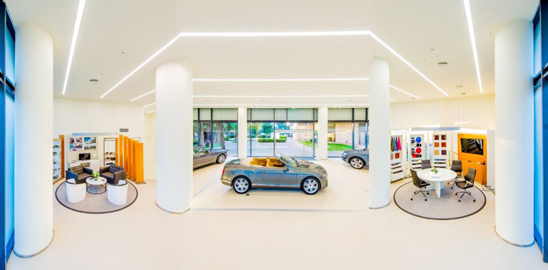 H Bentley Athens προσφέρει ιδιωτικότητα σε πελάτες που δεν επιθυμούν την έκθεσή τους σε αδιάκριτα μάτια όταν επιλέγουν αυτοκίνητο