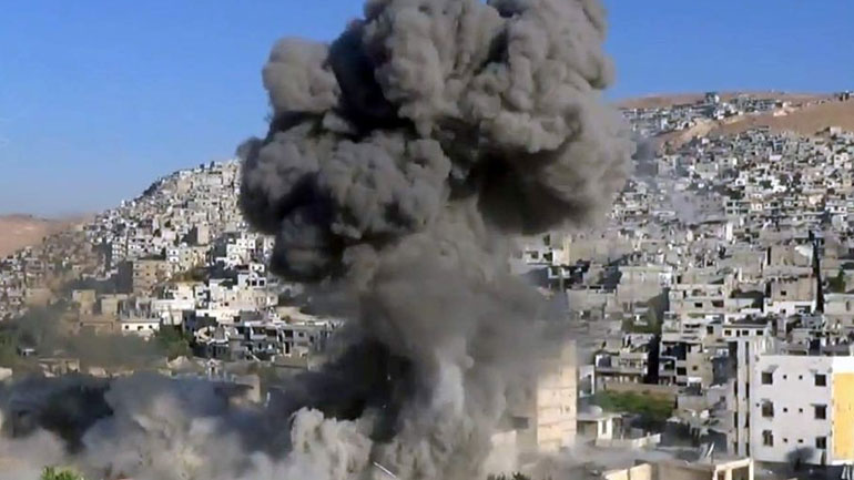 Συρία: Άμαχοι σκοτώθηκαν από βομβαρδισμό εναντίον πόλης που βρίσκεται υπό τον έλεγχο των ανταρτών