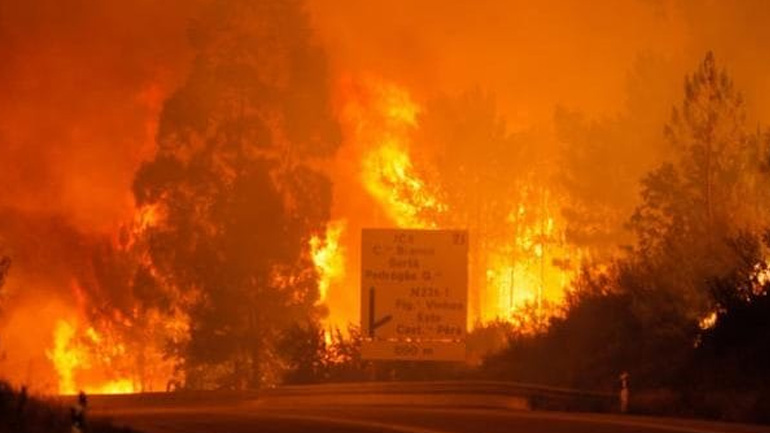 Κλιμακώθηκαν εκ νέου οι δασικές πυρκαγιές στην Πορτογαλία