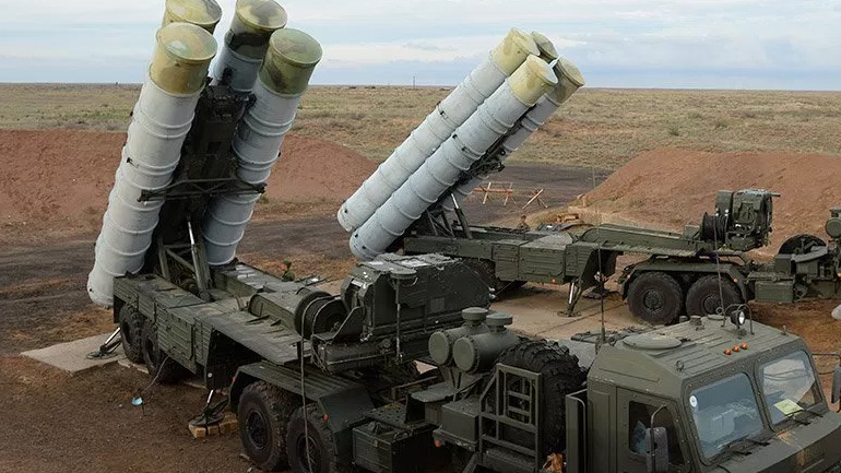 Την υπογραφή συμφωνίας με Ρωσία για την αγορά S-400 ανακοίνωσε ο Ερντογάν