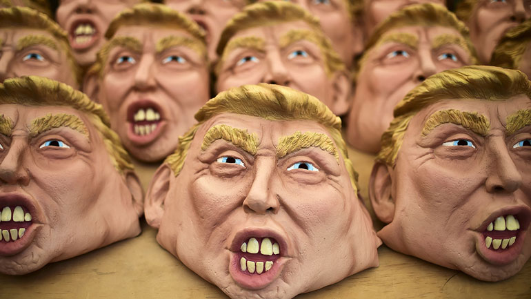 Ιταλία: Αδέλφια λήστευαν ATM φορώντας μάσκες του Ντόναλντ Τραμπ