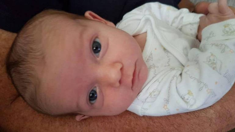 Οι γονείς του Τσ. Γκαρντ συγκρούονται με το νοσοκομείο γιατί δεν τους επιτρέπει να τον πάρουν σπίτι