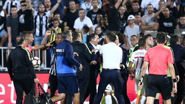 Σύρραξη στο Βελιγράδι-Ήρθαν στα χέρια οι παίκτες του Ολυμπιακού και της Παρτιζάν