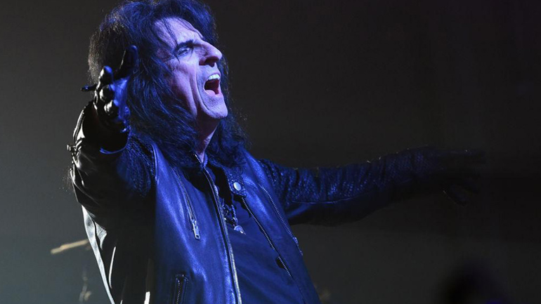 Ο Άλις Κούπερ είχε ξεχάσει έργο του Γουόρχολ σε ντουλάπι