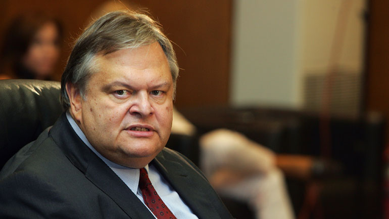 Ευ. Βενιζέλος: «Μακάρι να μπορέσει η χώρα να επιστρέψει σύντομα εκεί που βρισκόταν το 2014»