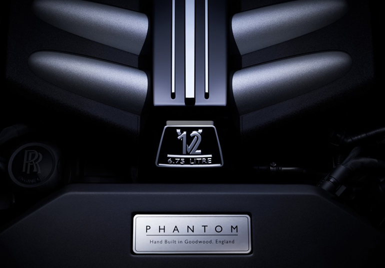 Ο κινητήρας της Phantom έχει χωρητικότητα 6.75 λίτρα!!!