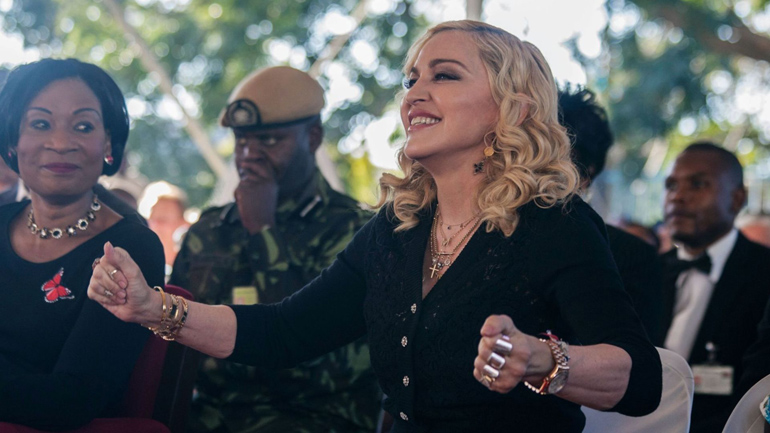 Αποζημίωση στη Μαντόνα για παραβίαση προσωπικών δεδομένων