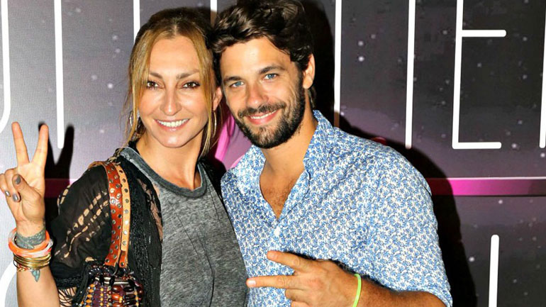 Ρούλα Ρέβη- Αποστόλης Τότσικας: Τα πιο τρυφερά πορτρέτα των δίδυμων παιδιών τους!