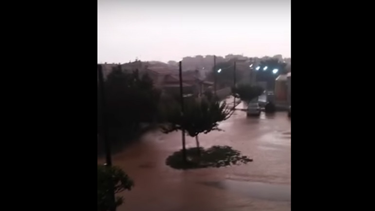 Έριξε χαλάζι στη Χαλκιδική