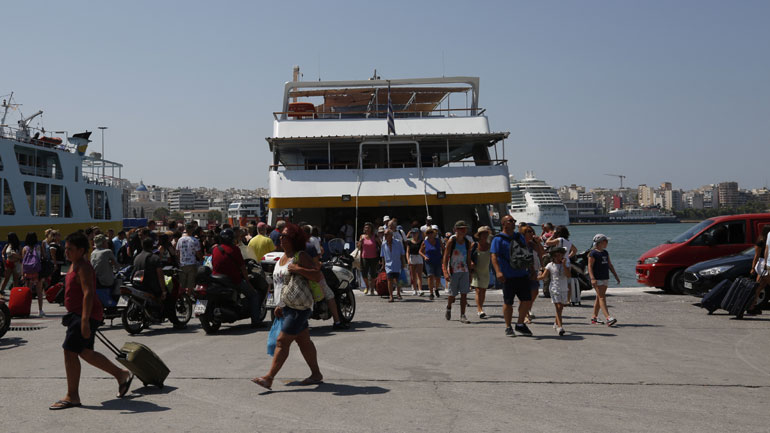 Αδειάζει σιγά-σιγά η Αθήνα