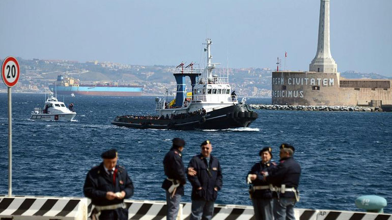 Deutsche Welle: Η Ιταλία παίρνει πρωτοβουλίες στο προσφυγικό