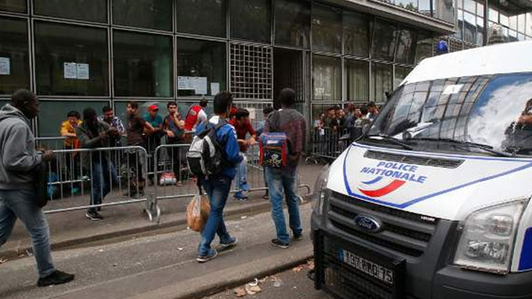 Γαλλία: Οι αρχές ανακάλυψαν 26 μετανάστες στο εσωτερικό ενός φορτηγού ψυγείου