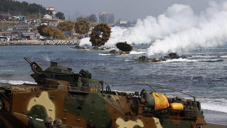 Στρατιωτικά γυμνάσια ΗΠΑ – Ν. Κορέας μετά την εκτόξευση βαλλιστικού πυραύλου από την Β. Κορέα