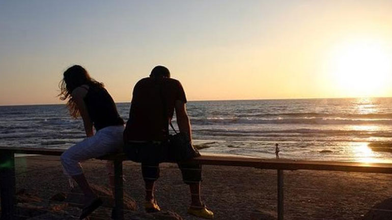 Πώς αντιμετωπίζουν οι άνδρες και οι γυναίκες τον χωρισμό