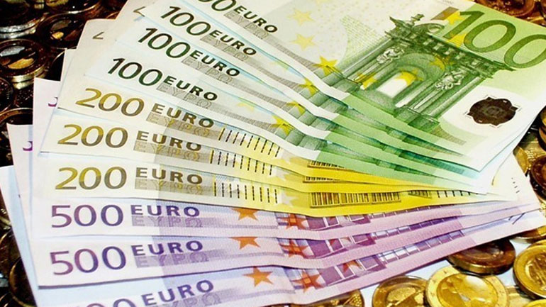 Οι δύο όψεις του ισχυρού ευρώ