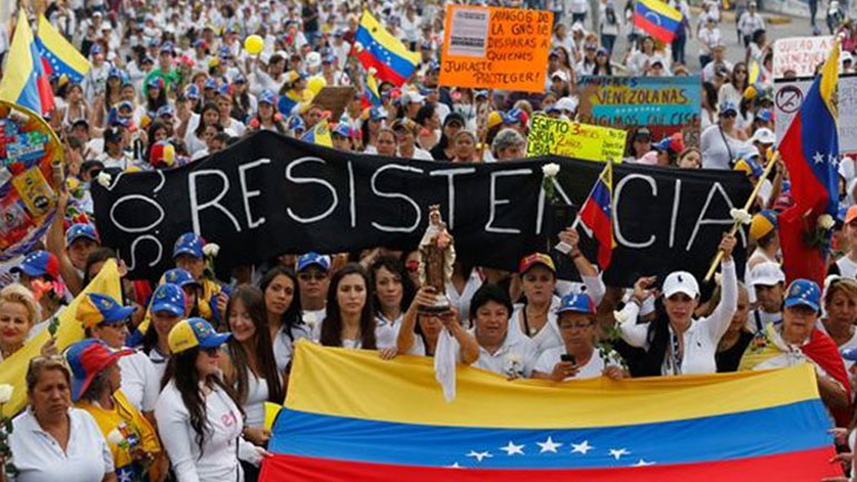 Απειλές και πιέσεις προς τους δημόσιους υπαλλήλους της Βενεζουέλας