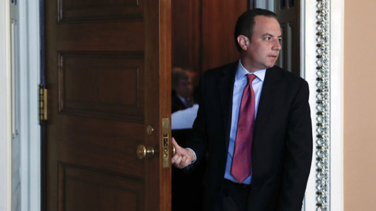 Ο Τραμπ αντικατέστησε τον Ράινς Πρίμπους από προσωπάρχη του Λευκού Οίκου