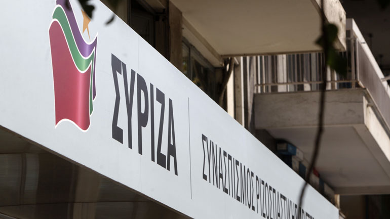 ΣΥΡΙΖΑ για επίθεση στο σπίτι του Φλαμπουράρη: Δεν θα φοβηθούμε από τέτοια μαφιόζικα χτυπήματα