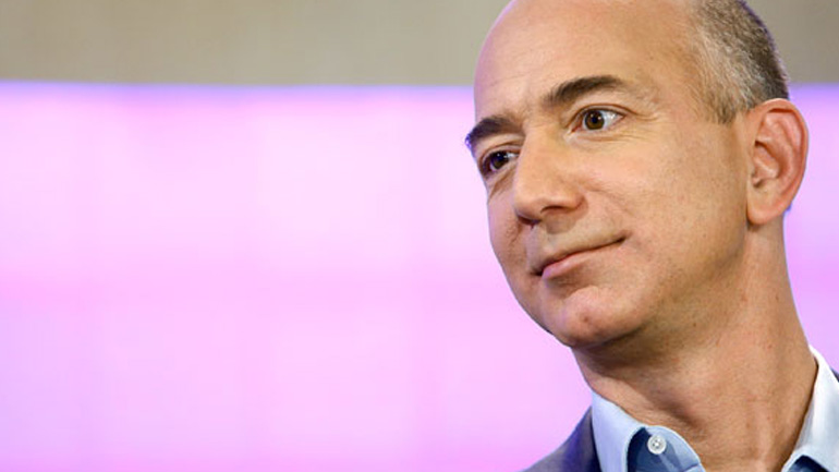 Ο Τζεφ Μπέζος δεν είναι πλέον ο πιο πλούσιος άνθρωπος του κόσμου