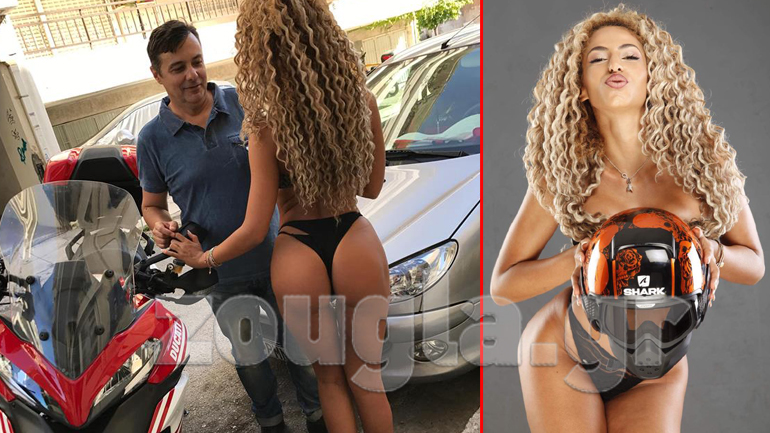 Έκανε φωτογράφηση με… αξεσουάρ μοτοσυκλέτας και αναστάτωσε τους περαστικούς