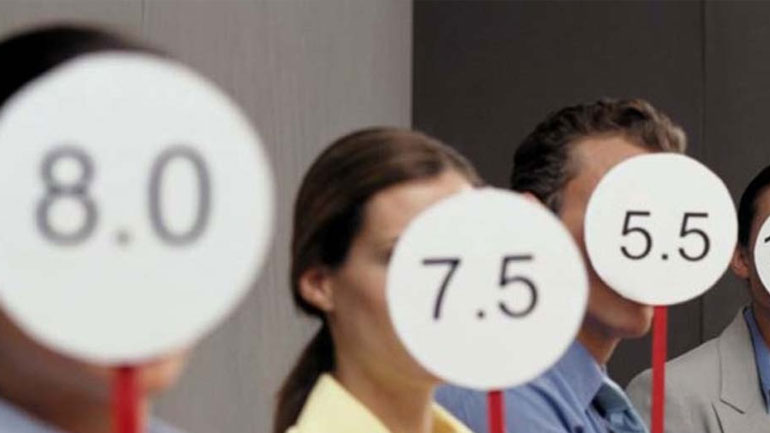 Τα επτά συμπεράσματα που βγάζουν οι άλλοι για εσάς από την πρώτη εντύπωση