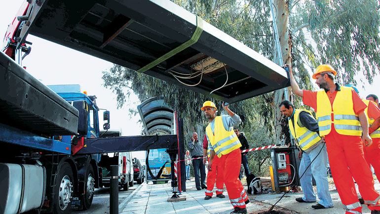 Αιτήσεις για 431 ευρώ με 8μηνες σε δήμους και hot spot