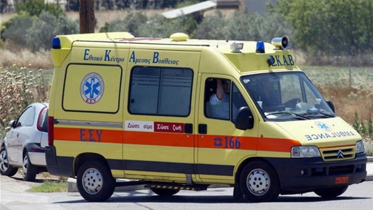 Σύλληψη 20χρονης μητέρας για έκθεση του ανήλικου γιου της σε κίνδυνο