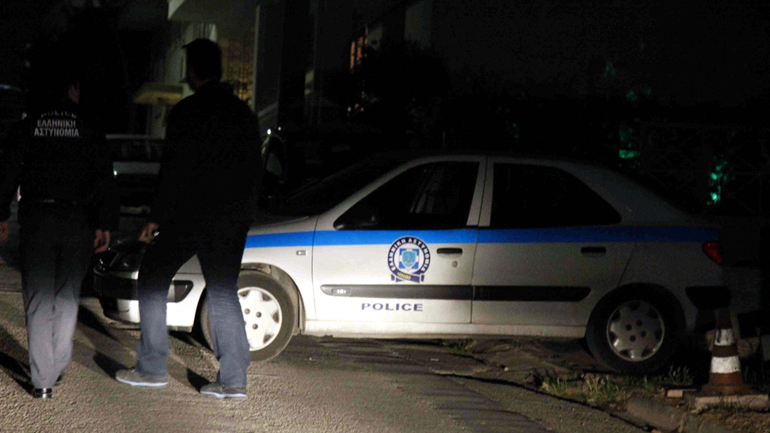 Νεαρή κοπέλα θύμα αδέσποτης σφαίρας