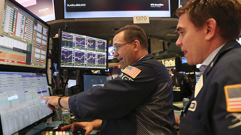 Ο δείκτης Dow Jones έκλεισε για πρώτη φορά άνω των 22.000 μονάδων