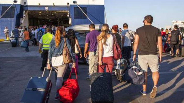 Αυξημένη η κίνηση στα λιμάνια