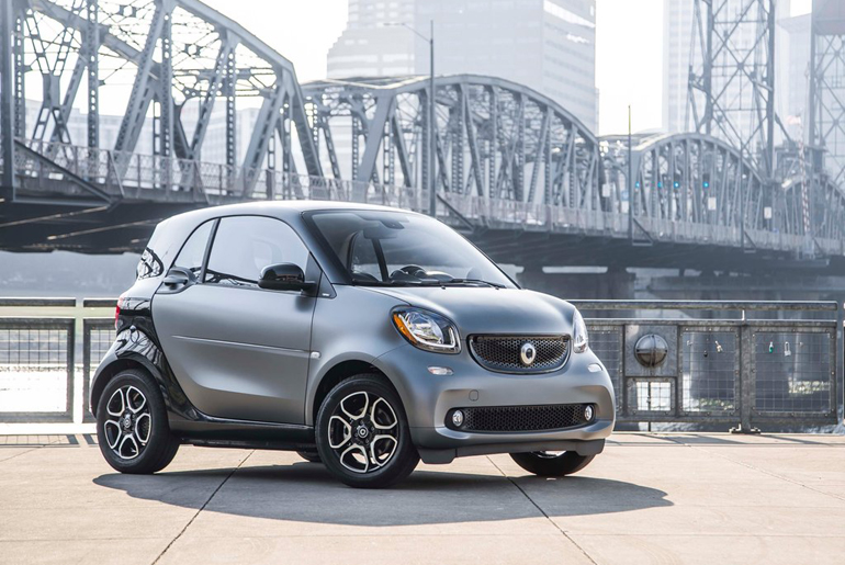 Οι τιμές του Smart Fortwo ξεκινούν από τα 12.260 ευρώ
