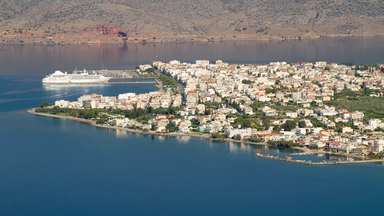 Στη θάλασσα της Ιτέας πέφτουν τα απόβλητα λόγω βλάβης του βιολογικού καθαρισμού