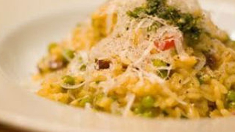 Ριζότο αλά μιλανέζ με αρακά