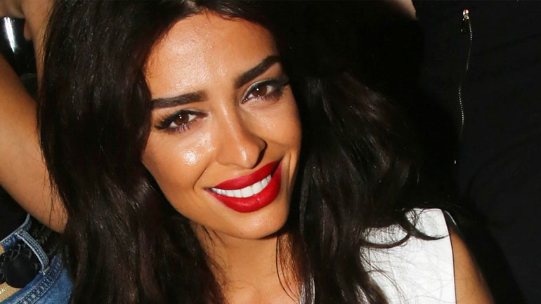 Ελένη Φουρέιρα: Ποζάρει χωρίς ίχνος μακιγιάζ και κλέβει τις εντυπώσεις!