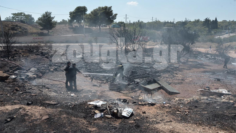 Φωτιά έξω από την ΕΥΔΑΠ στο Γαλάτσι Φωτιά έξω από την ΕΥΔΑΠ στο Γαλάτσι