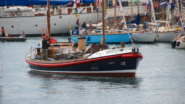 Παράνομη ναύλωση ιδιωτικού πλοίου αναψυχής στο Πευκί