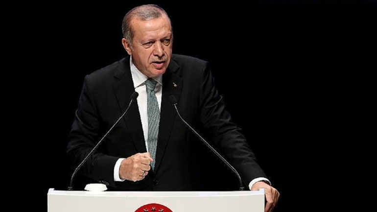 «Οι κατηγορούμενοι πραξικοπηματίες θα φορούν τυποποιημένες στολές, ενώ οι ύποπτοι τρομοκράτες σακάκια και παντελόνια»