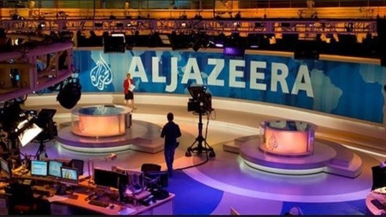 Το τηλεοπτικό δίκτυο Al-Jazeera του Κατάρ καταδικάζει την απόφαση του Ισραήλ να κλείσει τα γραφεία