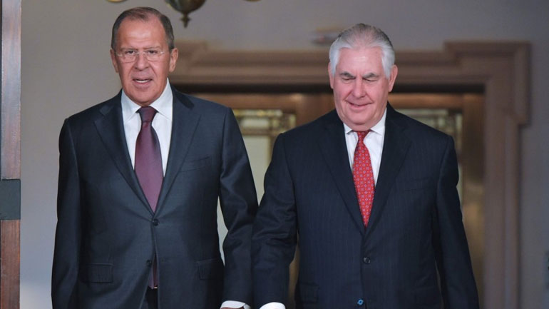 Συνάντηση Τίλερσον – Λαβρόφ στη Μανίλα μετά τις νέες αμερικανικές κυρώσεις κατά της Ρωσίας