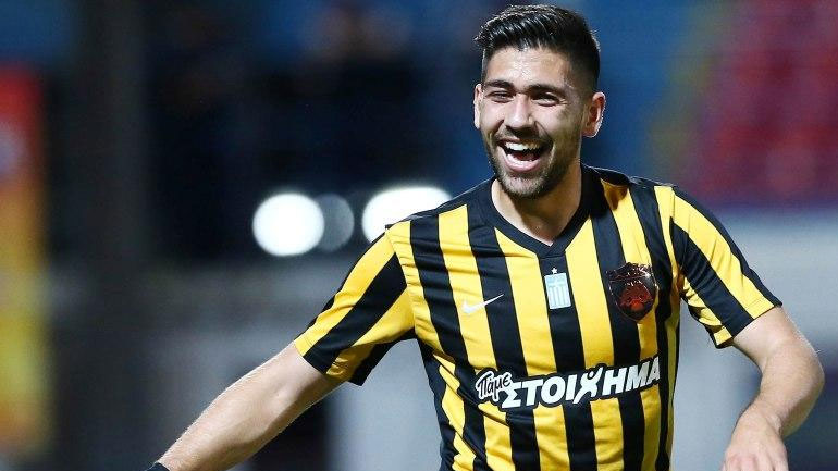 ΑΕΚ: Στη λίστα οι Μπακασέτας και Γκάλο, εκτός ο Γιακουμάκης