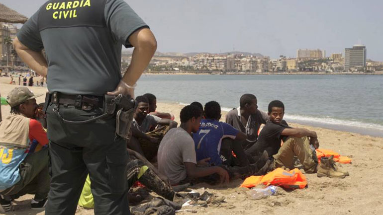 Frontex: Οι διακινητές μεταναστών έχουν διπλασιάσει τα «ναύλα» τους