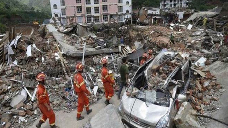 Τουλάχιστον 9 νεκροί και 164 τραυματίες από τον ισχυρό σεισμό στη νοτιοδυτική Κίνα Τουλάχιστον 9 νεκροί και 164 τραυματίες από τον ισχυρό σεισμό στη νοτιοδυτική Κίνα